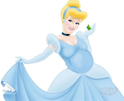 Disney Princesses Re Imagined As Pregnant Disney Princess Pregnant Disney