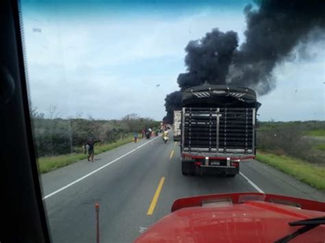 Aumentan A 21 Muertos Por Incendio De Camión Cisterna Cerca De Barranquilla