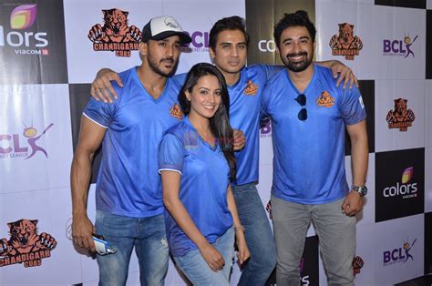 Anita Hassanandani Rannvijay Singh At Box Cricket League Press Meet On 2nd Feb 2016 Anita