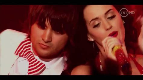 Katy Perry Hot And Cold Live At TNT Special HD Best Performance Brazil Hot And Cold Directo