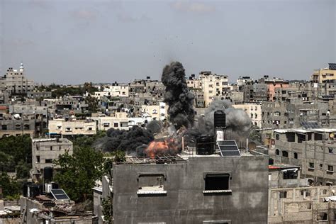 Israeli Forces Continue Targeting Gaza Middle East Monitor