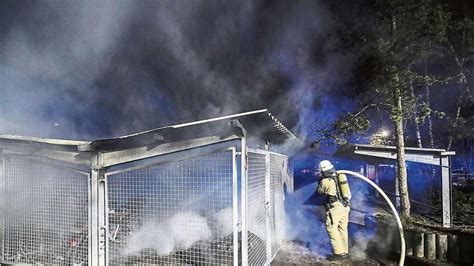 Der Feuerteufel Schl Gt Wieder Zu