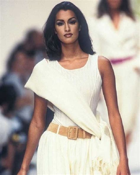 Discovering Yasmeen Ghauri Her Biography Age Height Figure And Net