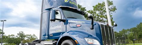 Peterbilt Delivers Model 579EVs to Quantix for Drayage Operations