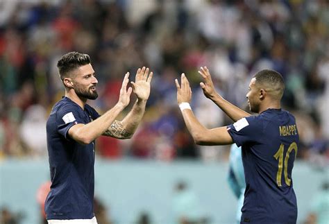 Equipe De France Edf Mbappé Et Giroud Vont Tuer Les Bleus Domenech Attaque Foot 01