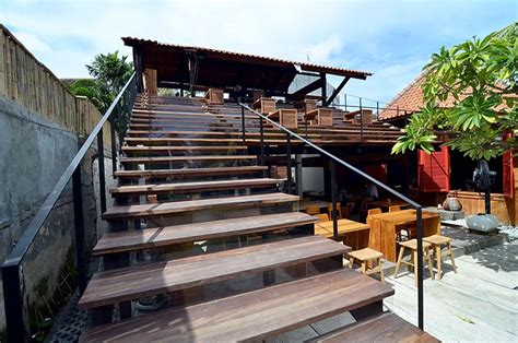 Titik Temu Coffee Seminyak Lokasi Jam Buka And Harga Menu