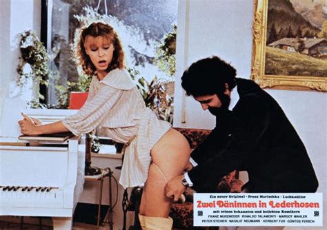 Naked Sylvia Engelmann in Zwei Däninnen in Lederhosen