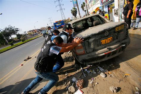 Retiran Más De 200 Autos Abandonados En Calles De Los Olivos Noticias Agencia Peruana De