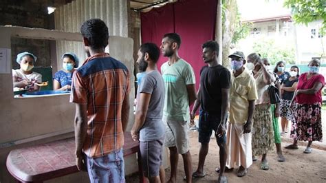 Sri Lankans Reject Political Establishment And Vote For Left Wing