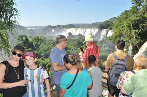 Más de 132 000 personas visitaron las Cataratas del Iguazú en febrero