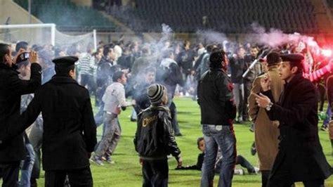 Tragedia En Egipto Más De 20 Muertos En Una Feroz Disputa Entre Hinchas Y La Policía Infobae