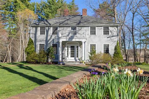 60 Cambridge Rd, Hampstead, NH 03841 - MLS 5086235 - Coldwell Banker