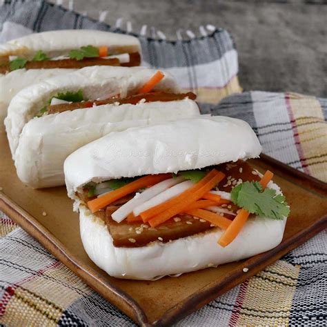 Pork belly buns