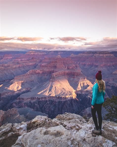 grand canyon hikes stunning walks   south rim walk