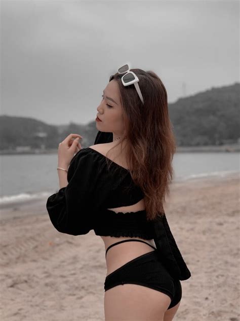 10 Hot Sexy Tran Thi Thu Trang Bikini Pics