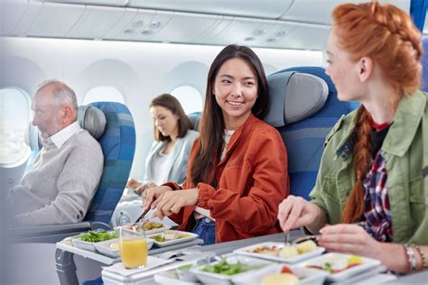 Cu Nta Agua Hay Que Beber Durante Un Vuelo Traveler