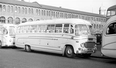 The Transport Library Wallace Arnold Ford Thames Ub At Leeds In