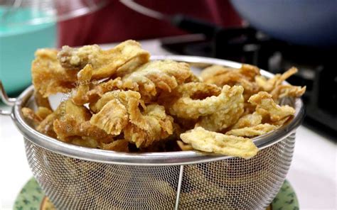 Crispy Fried Mushrooms And Basil