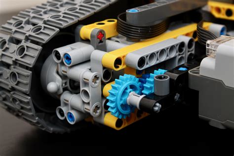 LEGO Technic 42146 Верижен кран Liebherr LR 13000 преглед