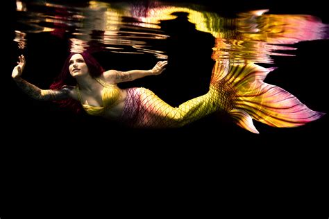 Underwater Mermaid Portraits-Minneapolis - emmerleeunderwater