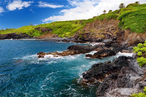 Best Beaches in Hawaii: Most Beautiful and Scenic Beaches to Visit - Thrillist | Most beautiful ...