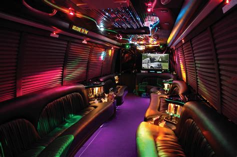 Miami Party Bus | Premium Limo Service for Business Travelers in Miami