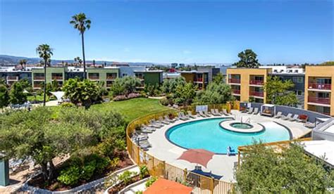 Bay Terrace Apartments in San Mateo CA