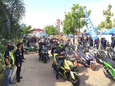 Ribuan Pengguna Motor Maxi Ramaikan Maxi Yamaha Day Palembang Gilamotor