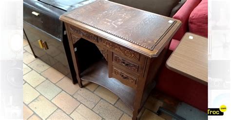 Achat Bureau D Appoint Bois Sculpte Style Cle Occasion