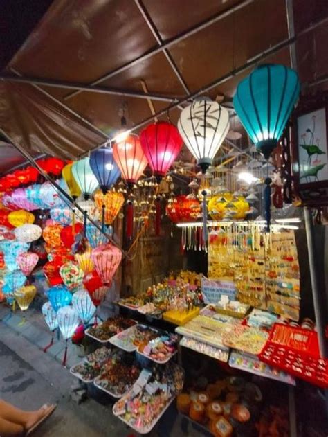 5 Best Night Markets In Vietnam