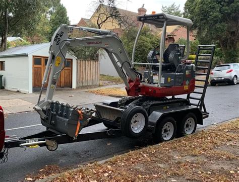 Hire Excavator And Truck Combo Mini Excavators Hireseeking