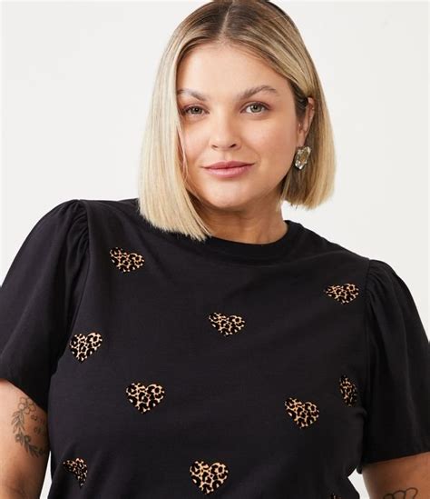 Blusa Manga Bufante e Estampa de Coração Curve Plus Size