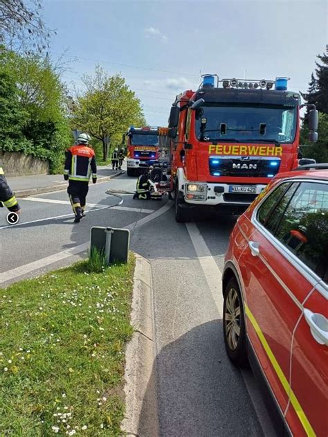 Unfall Bei Kulmbach Autos Krachen Frontal Zusammen Kulmbach