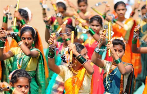 Marathi Language Day Students Of Aurangabad Showcase Lezim Dance