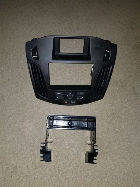 2014 Ford Focus Radio Dash Kit