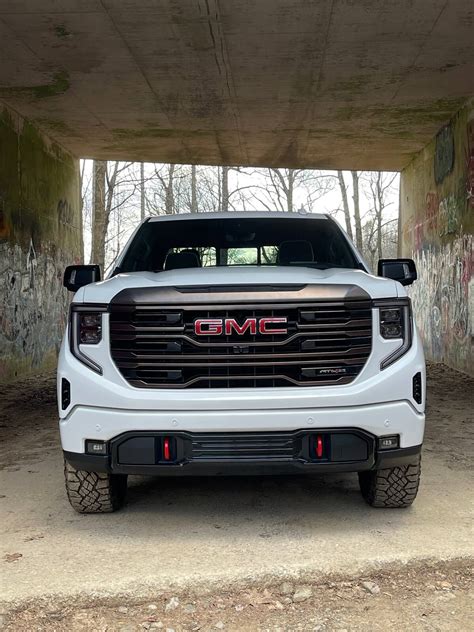 2023 GMC Sierra 1500 Review: This Luxurious Beast Is Incredibly Durable