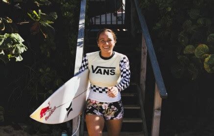 Carissa Moore pentacampeã mundial vai retirar se do surf após os