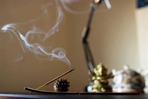 Using Incense For Meditation Zen Meditation And Relaxation