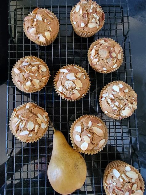 Pear & Almond Oat Muffins | Gluten-free Oil-free Recipes