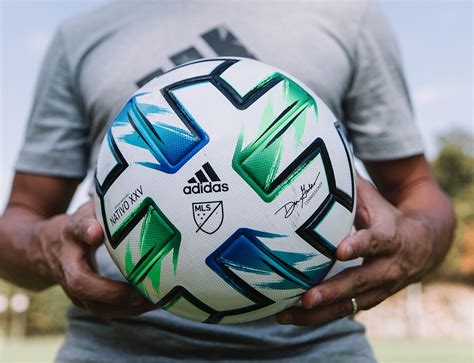 Soccer Ball Sizes: What Size Do I Need