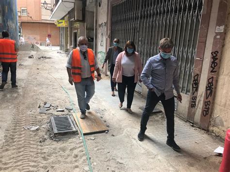 TALAVERA Se reanudan las obras de pavimentación del callejón de