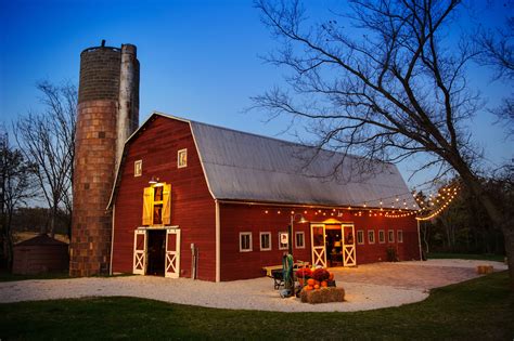 Clarksville Country Wedding & Barn Venue | Three Barn Farm