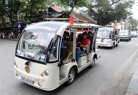 Ha Noi Operating The Hoan Kiem Thang Long Imperial Citadel Electric