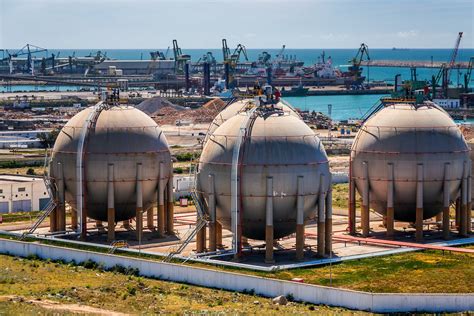 Meed Oman Lng Receives Bids For Framework Agreement