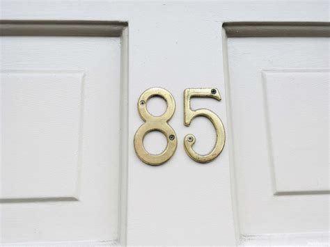 One-Bedroom Apartment for Sale on Walton Street, London SW3 12