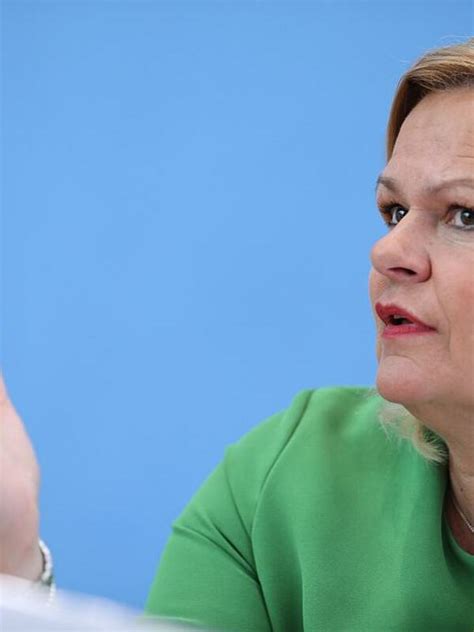 Bundesinnenministerin Nancy Faeser SPD hat angekündigt aktiv an