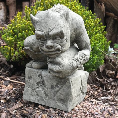 Gargoyle Garden Statues And Ornaments