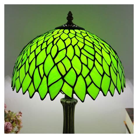 Canada Tiffany Style Table Lamp 12 Inch Green Leaf Stained Glass Lamphade Desk Light Creative