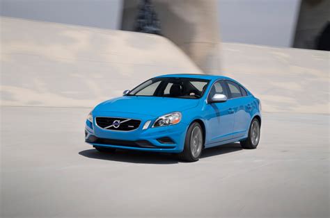 2013 Volvo S60 T6 Awd R Design First Test Motor Trend