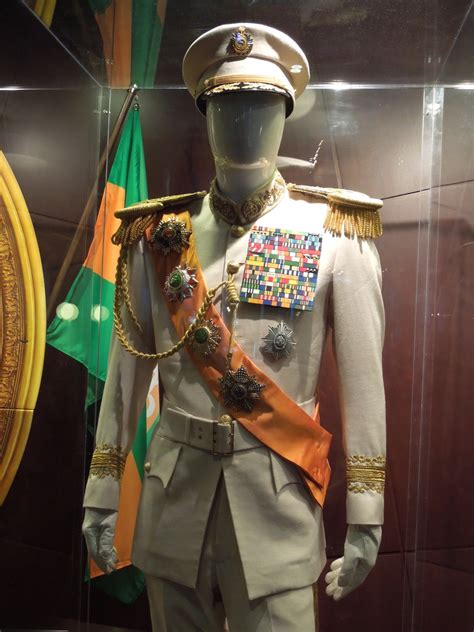 Hollywood Movie Costumes and Props: Original costumes from The Dictator ...